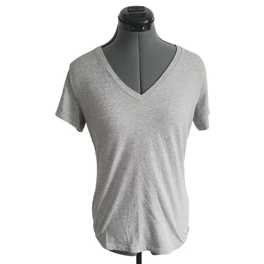 Nike Dri-FIT Women Heathered Grey V-Neck Short Sleeve Athletic T-Shirt‎ Size M